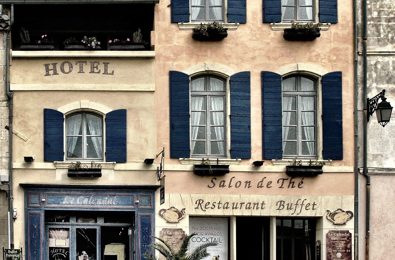 Devanture de commerce en France