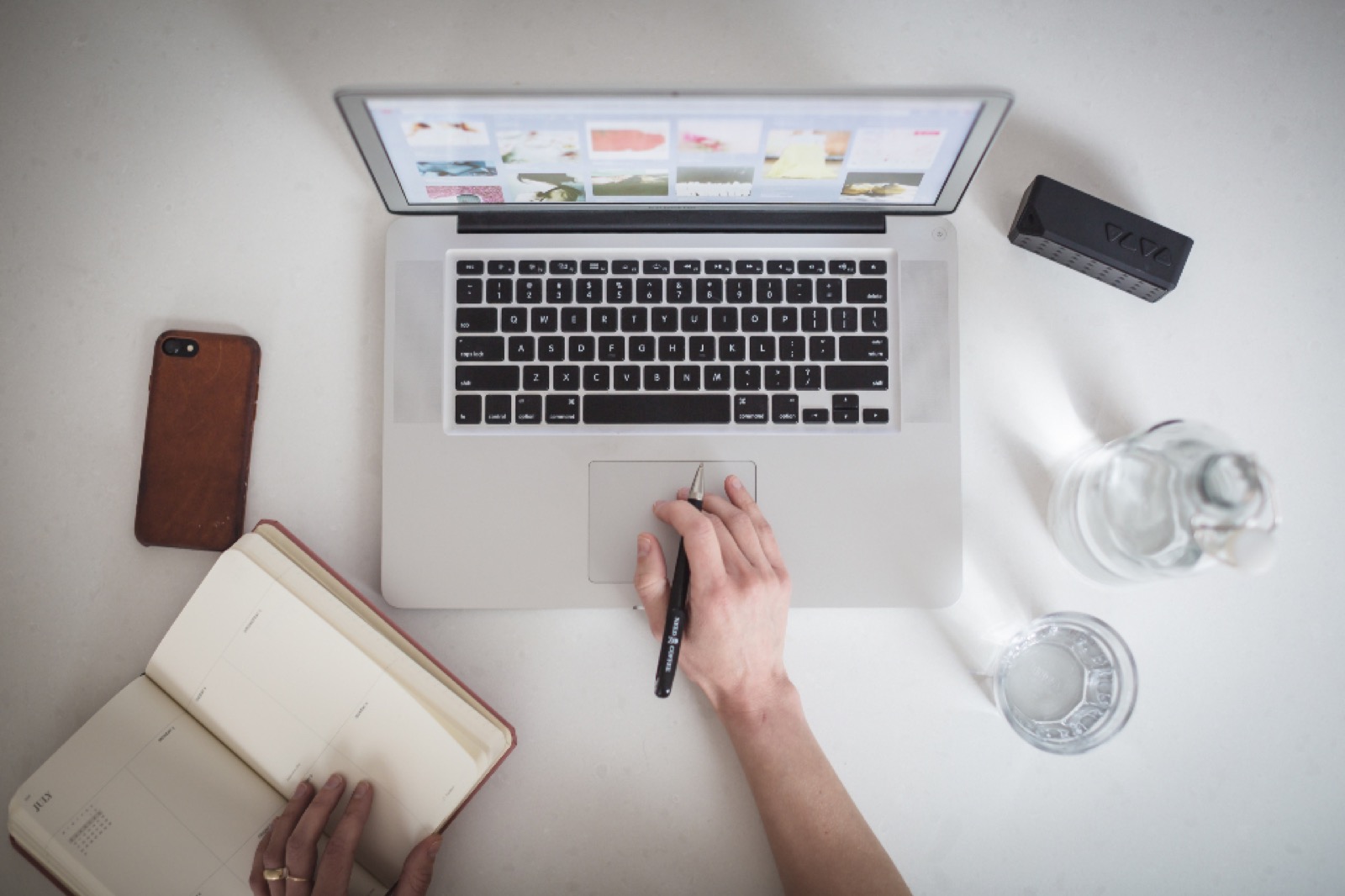Consulter un écran pour vérifier sa visibilité en ligne